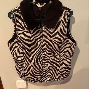 Zebra Quilted Full Zip Vest